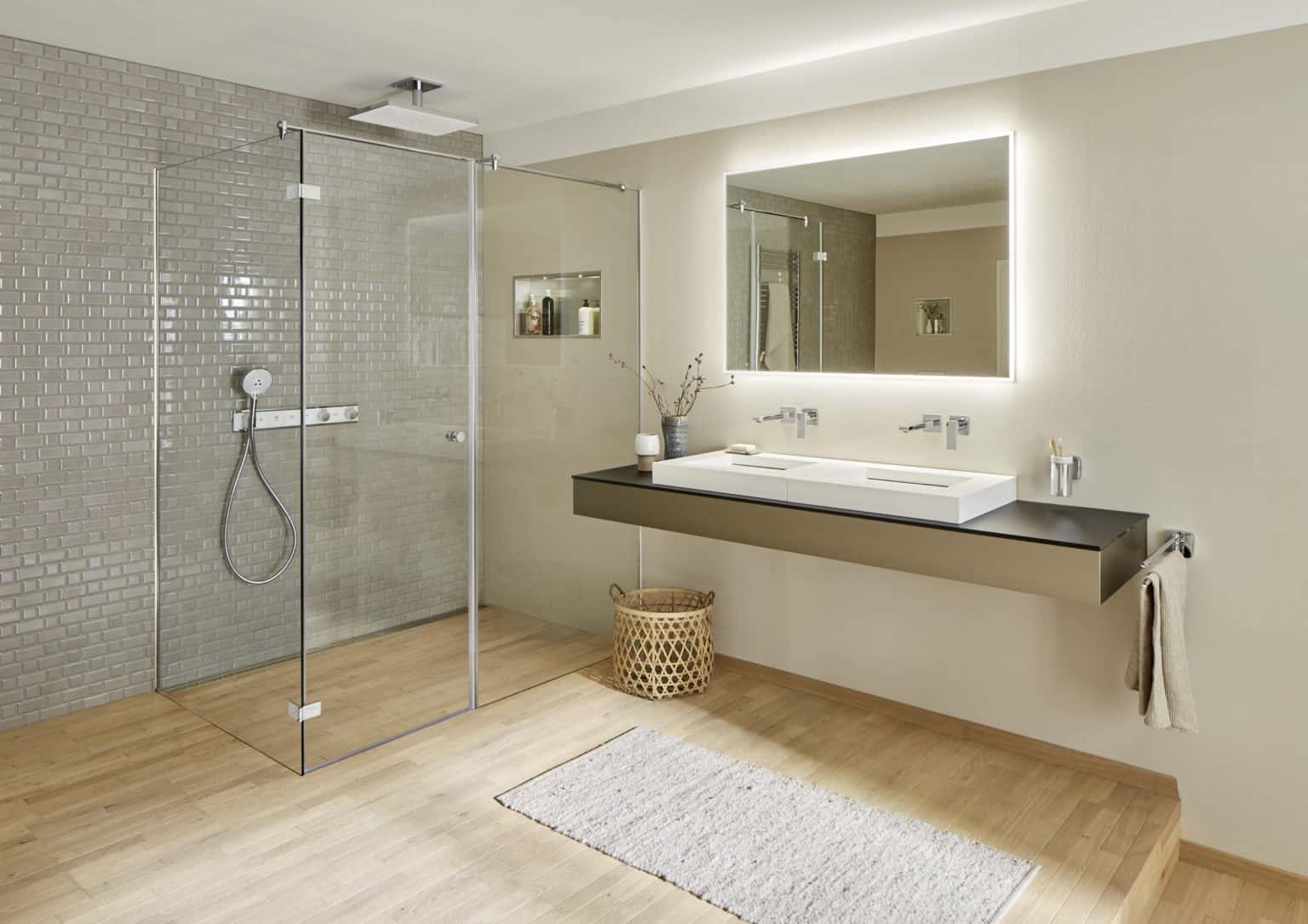 Linear Shower Drains: A Top Tile Shower Trend